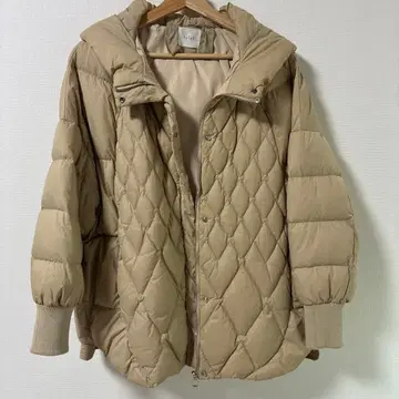 [ AgAwd ] 베이지 퀼팅 다운 코트