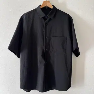 PLST 프레셔스 드라이 레귤러 카라 셔츠 ( M/블랙 )