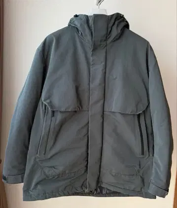 유니클로 +J 하이브리드 다운 오버사이즈 파카