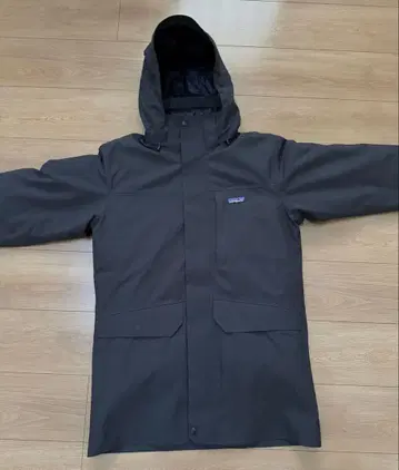 [ 거의 새상품 ] Patagonia 토레스 쓰리인원 후드티 블랙 S