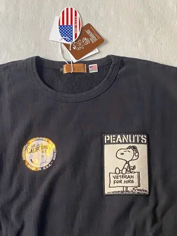 L 미사용 새상품 미국제 PEANUTs 리버스위브 크루스웨트