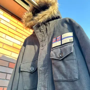 BEAMS HEART 퍼 후드 다운 자켓 그레이