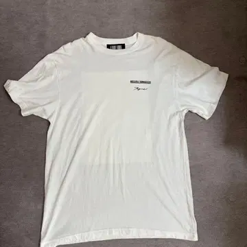 메구루 야마구치 x kyne 콜라보T셔츠