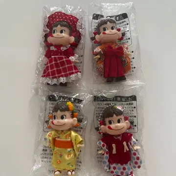 후지야 페코짱 키링 4개 세트