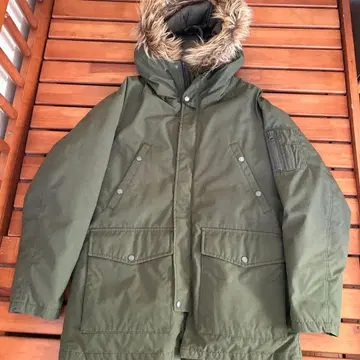 밀리터리 스타일 다운 자켓 backnumber