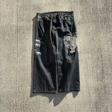 y2k archive 그런지 자수 데님 일본풍 패턴 와이드 스트레이트