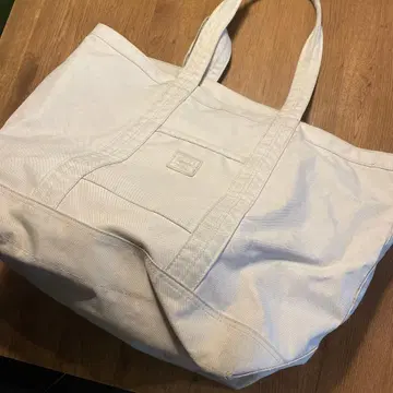 Herschel 화이트 토트백 카모플라쥬 안쪽