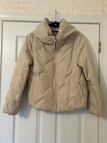 새상품급 부즈루드 심리스 다운 자켓