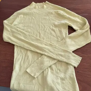 Mila Owen 라임 리브 긴팔 상의 O 사이즈