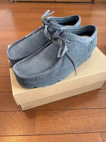 클락스 그레이 스웨이드 GORE-TEX 캐주얼 슈즈