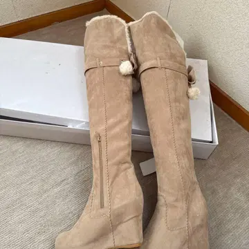 리즈리사 리본 퍼 부츠 스웨이드