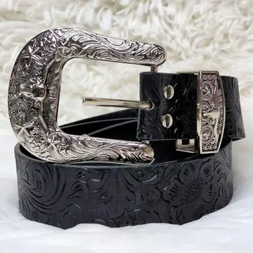 새상품급 웨스턴 벨트 블랙 가죽 실버 버클 카빙 빈티지