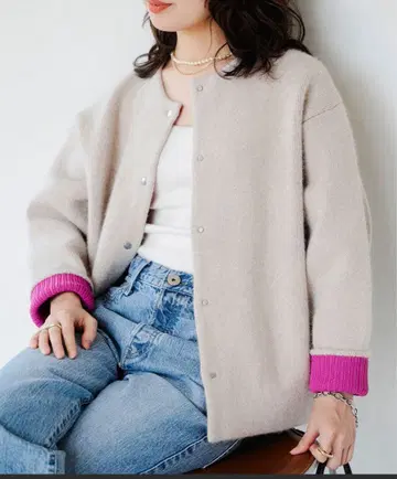 안쪽 배색 니트 가디건