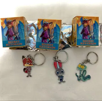 주토피아2 시크릿 키체인 닉 주디 게리 디즈니