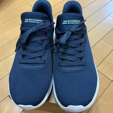 SKECHERS BOBS 와이드 핏 스니커즈