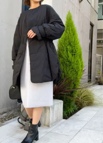 새상품급 노리즈 라이트 다운 코트 블랙