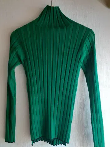 새상품급 뷰티&유스 리브 니트 스웨터