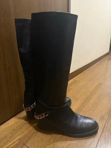 블랙 롱 부츠 골드 체인 포함