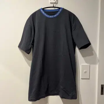 PAS DE MER 파드메 넥 자수 반팔 T셔츠 블루 x 네이비