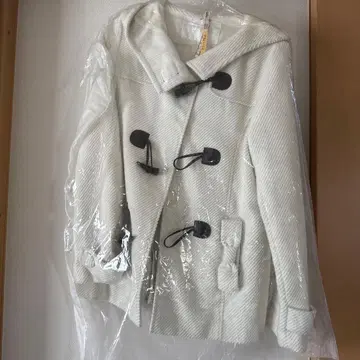 LIZ LISA 화이트 더플 코트