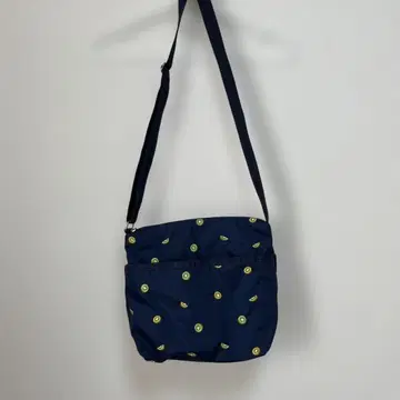 키위 자수 네이비 숄더백
