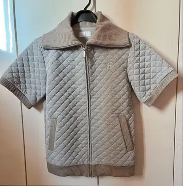 Heal Creek 퀼팅 숏 슬리브 자켓 그레이 새상품