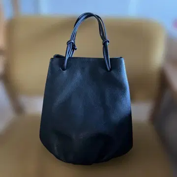 CLASKA DO 클래스카 복조리형 여성용 블랙 가죽 백