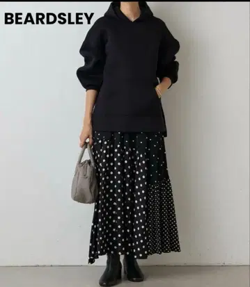 BEARDSLEY 종이상자 후드티 블랙