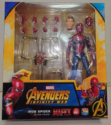 MAFEX 어벤져스 인피니티 워 아이언 스파이더