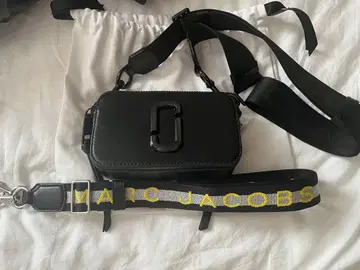 MARC JACOBS 카메라백