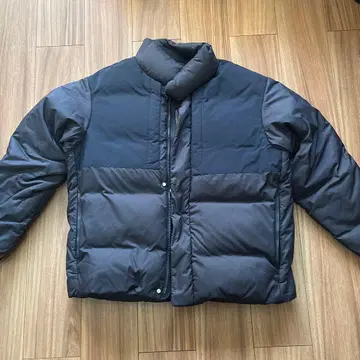 [ 새상품급 ] Beauty&Youth 블랙 다운 자켓 L 사이즈