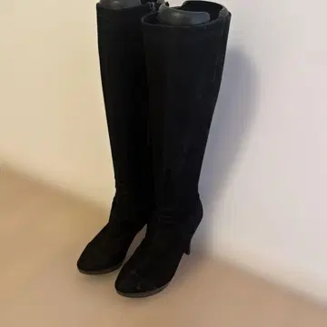 블랙 스웨이드 롱 부츠 하이힐