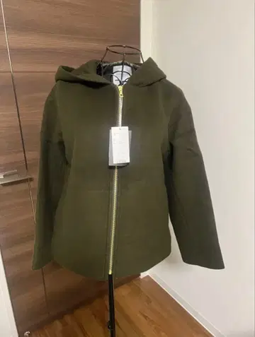 매킨토시 철학 후드 부착 코트 택 포함 새상품 카키