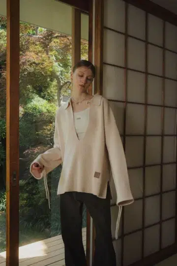 slit neck loose knit (unisex)