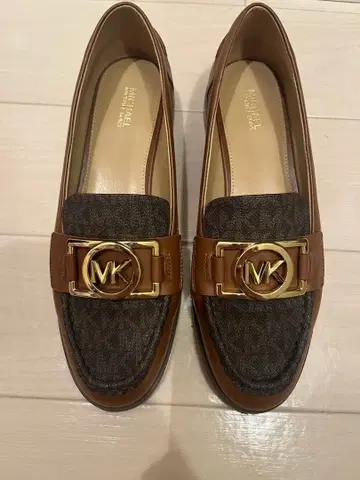 MICHAEL KORS 마이클코어스 브라운 로퍼 천연 가죽