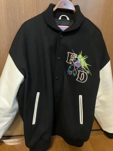 FIRST DOWN M 사이즈 바시티 자켓