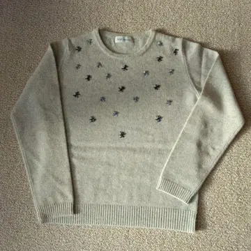 V.S.P. 비즈 장식 연한 그레이 스웨터 ( 캐시미어 )