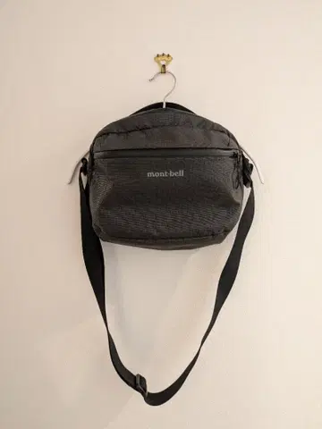 mont-bell 그레이 숄더백