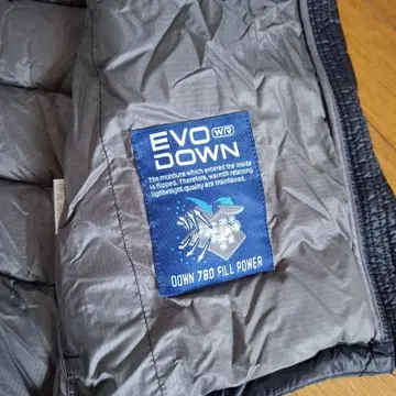 EVO DOWN 후드 부착 베스트 다크 네이비