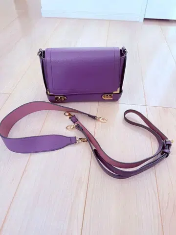 사만다 타바사 안나 숄더백