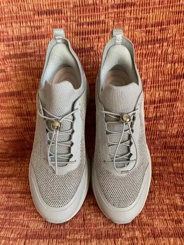 fitfit 핸즈프리 소프트 그레이 스니커즈 25cm