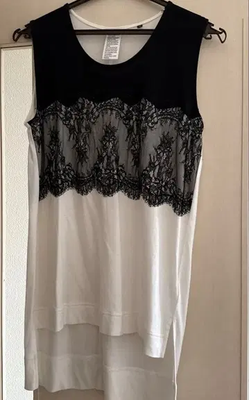 Sov. 레이스 장식 슬리브리스 36