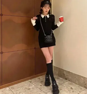 LIP SERVICE 립 서비스 페더 컬러 체크 니트 원피스