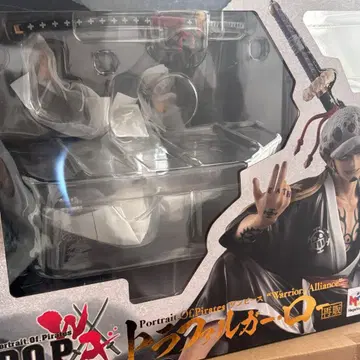 원피스 트라팔가 로 p.o.p pop 피규어 메가하우스