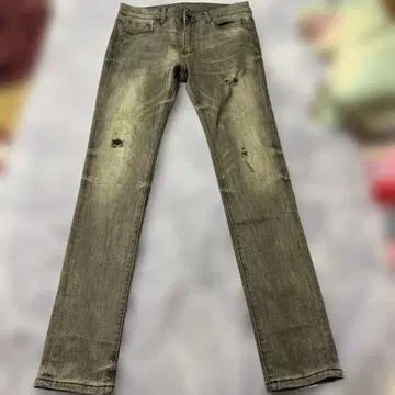 mnml 데미지 가공 슬림핏 데님 팬츠