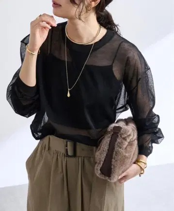 [ 새상품 ] 리브 드와 오버숄더 시어 탑 니트 블랙