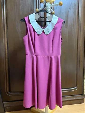 BE RADIANCE 슬리브리스 원피스 핑크