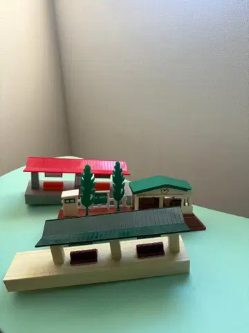 프라레일 역 건물 세트