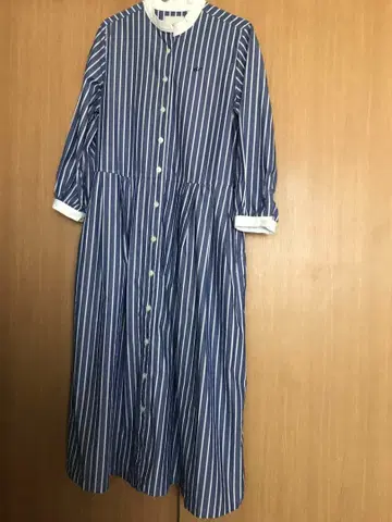 써니클라우드 bonpon 씨의 스트라이프 클레릭 원피스 M