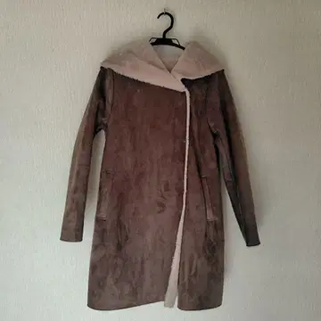 LEPSIM 무스탕 롱 코트 후드 부착